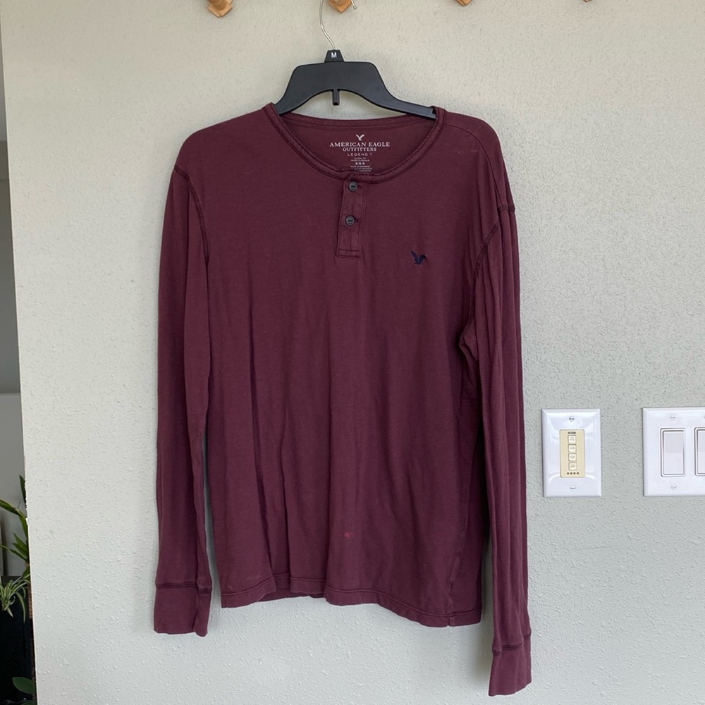 American Eagle legend T size medium